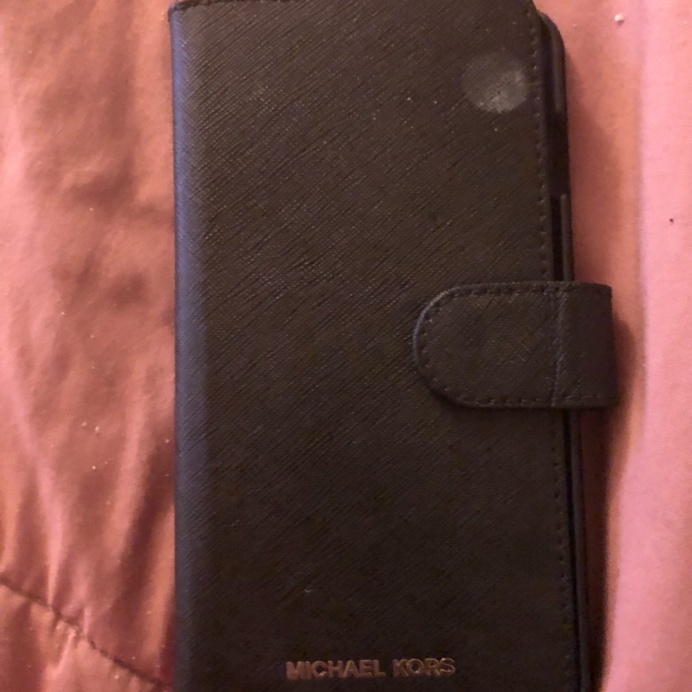 Michael Kors iPhone 6s wallet case